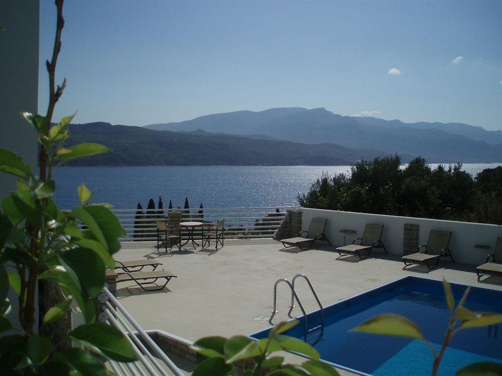 Scorpios Hotel & Suites Samos Town Exteriör bild