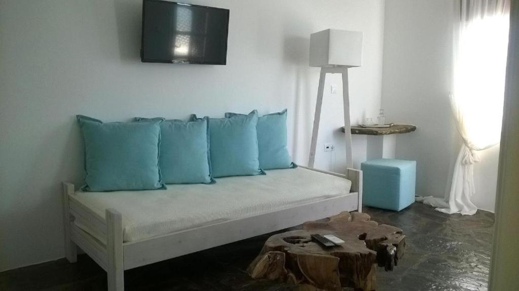 Scorpios Hotel & Suites Samos Town Exteriör bild