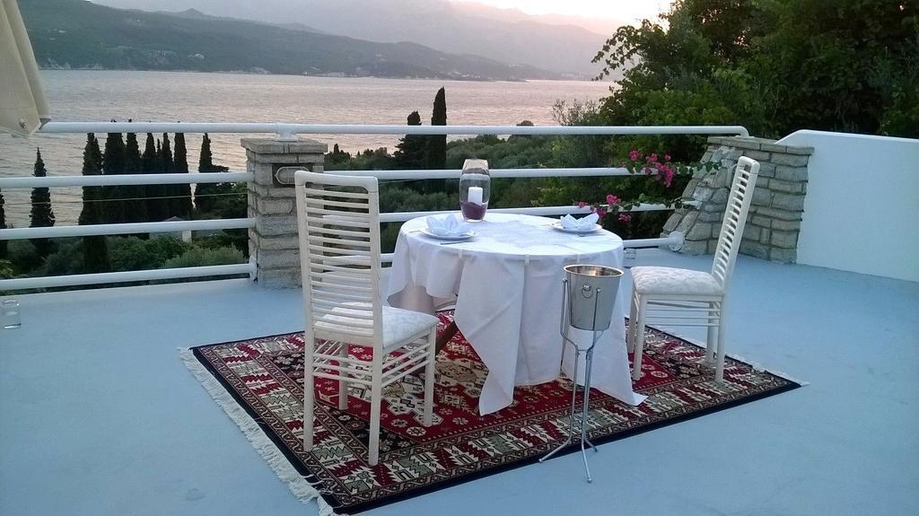 Scorpios Hotel & Suites Samos Town Rum bild
